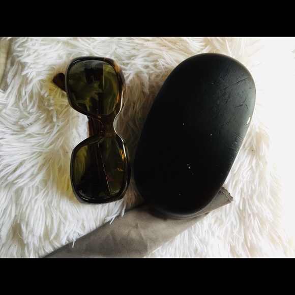 Giorgio Armani Sunglasses ? main image 5